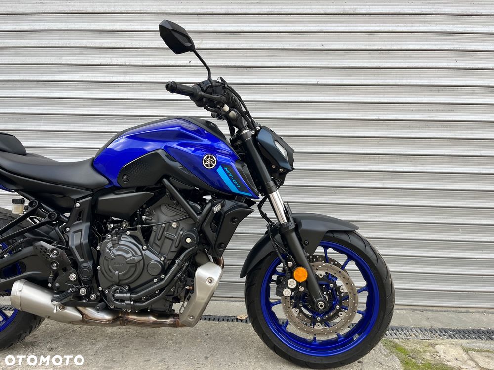 Yamaha MT - 6
