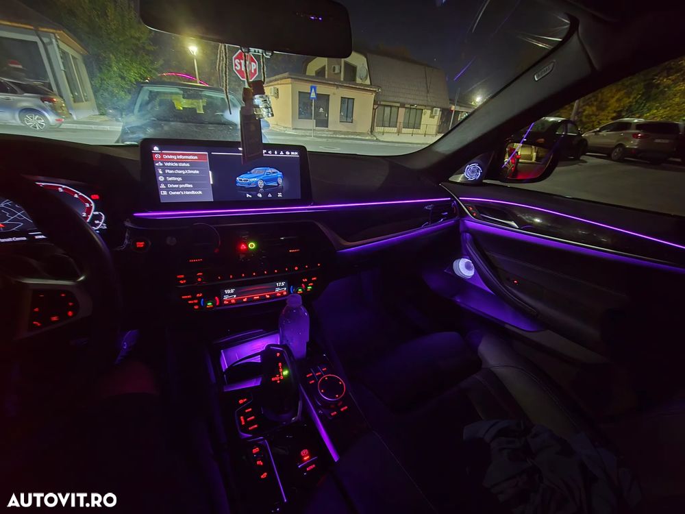 BMW Seria 5 530e Aut. M Sport Edition - 7