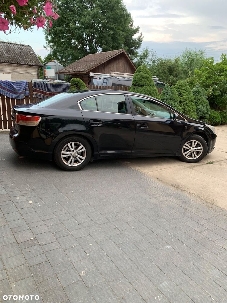 Toyota Avensis - 3