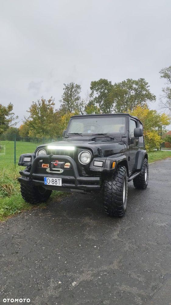 Jeep Wrangler - 6