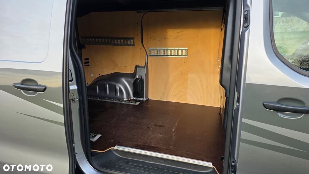 Opel VIVARO III 2.0 150 KM - 11