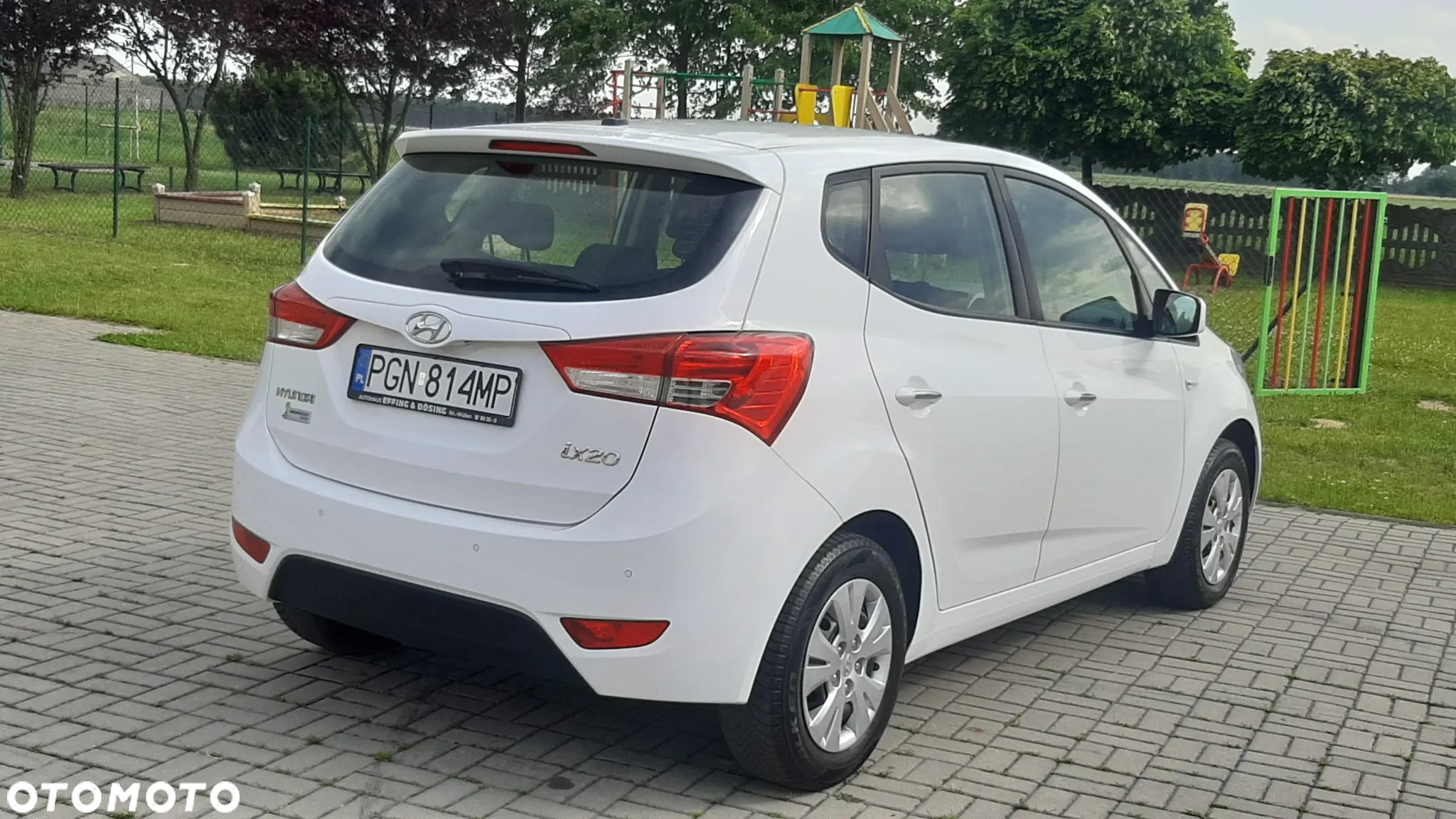 Hyundai ix20 1.4 Comfort - 12