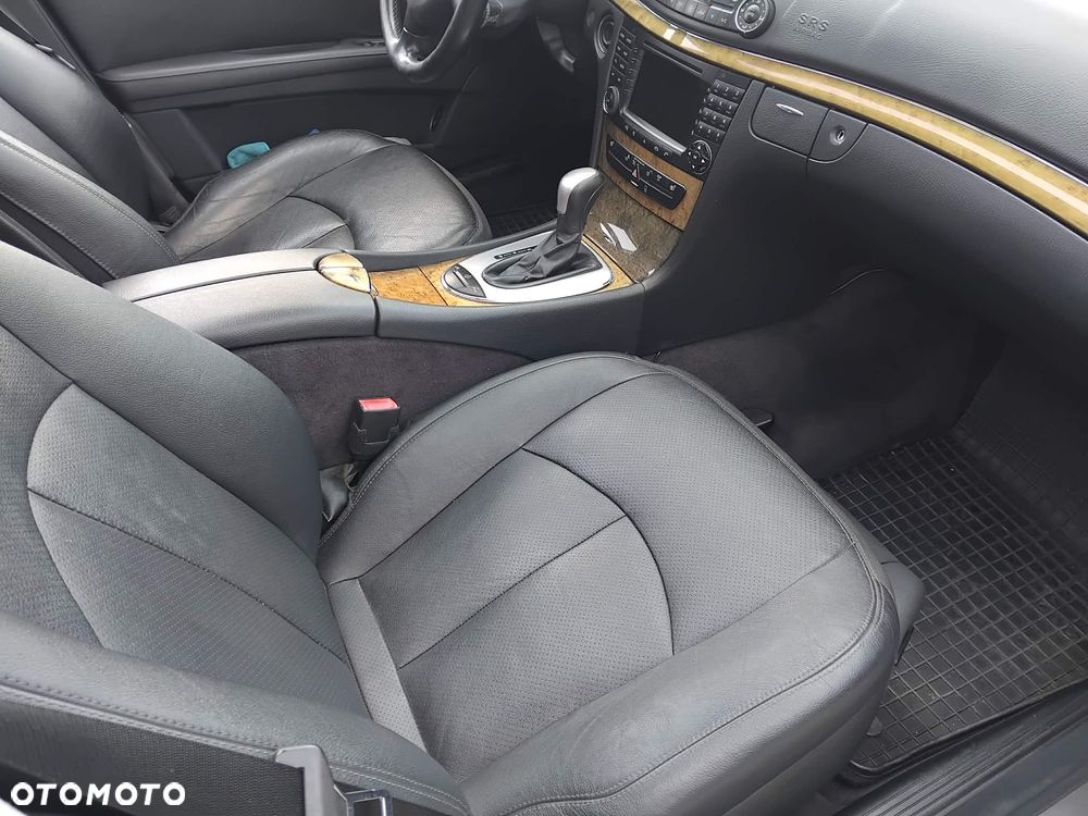 Mercedes-Benz Klasa E 320 CDI 4-Matic Avantgarde - 11
