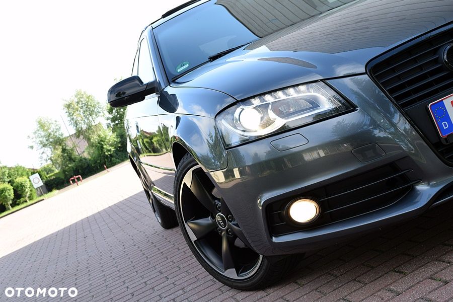 Audi A3 Sportback 1.4 TFSI S line Sportpaket - 4