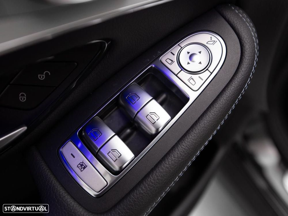 Mercedes-Benz GLC 300 de 4Matic - 13