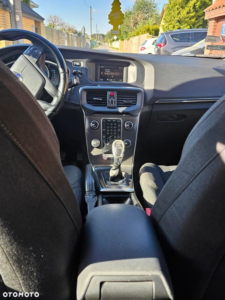 Volvo V40 D3 - 13