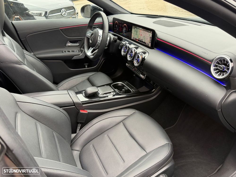 Mercedes-Benz CLA 250 e Shooting Brake AMG Line - 18