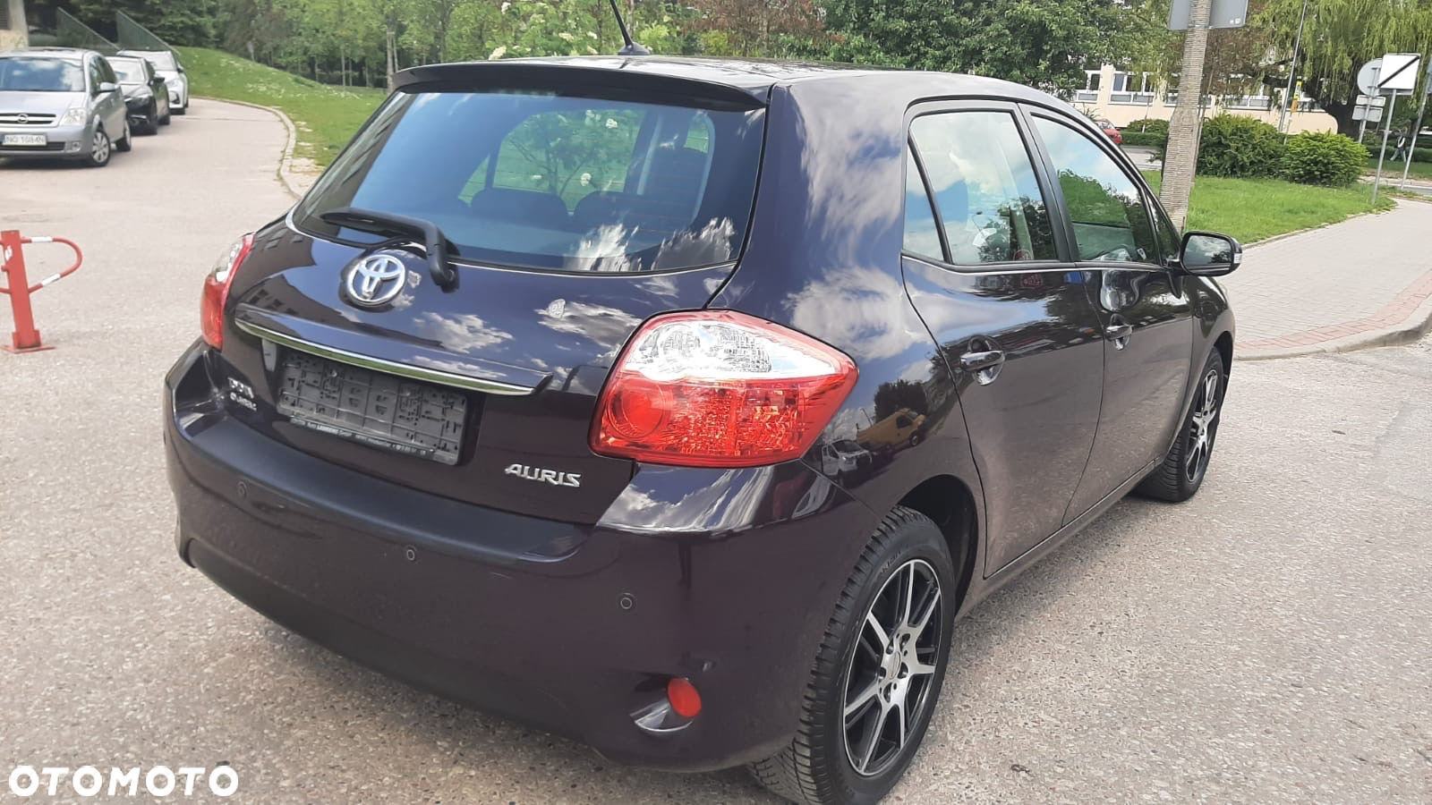 Toyota Auris 1.33 Dual-VVT-i Cool - 4