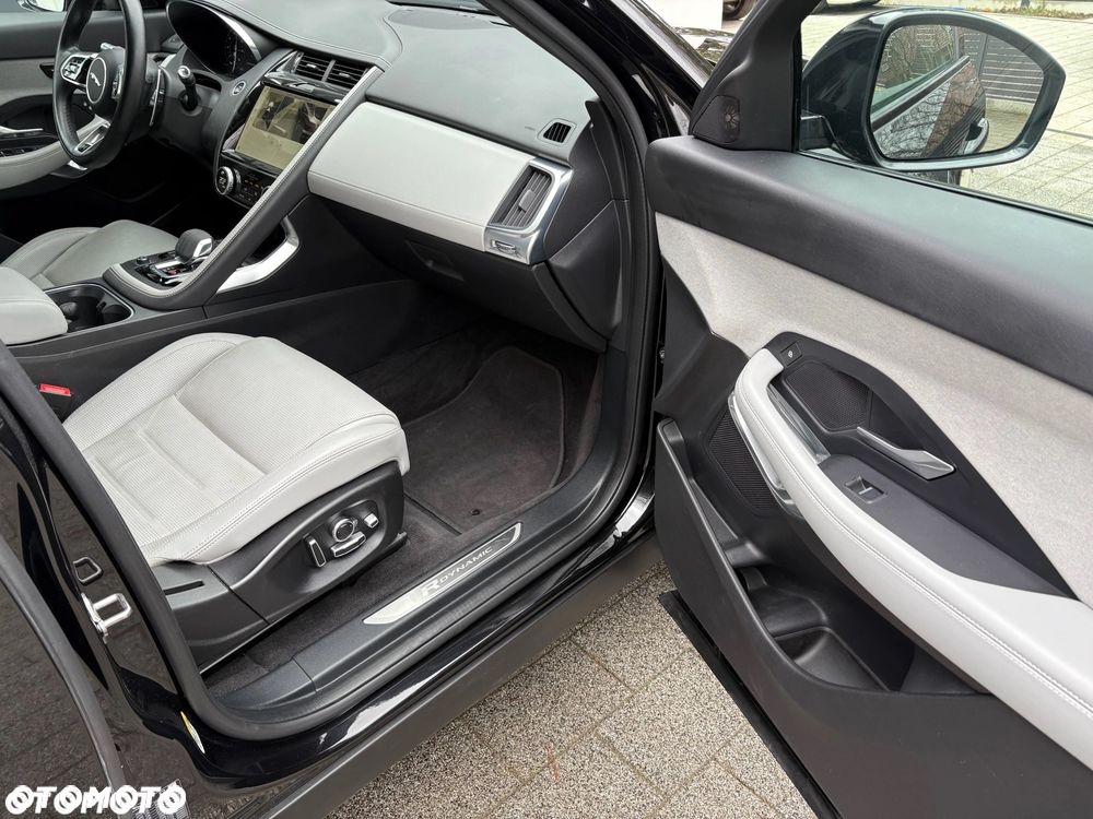 Jaguar E-Pace 2.0 D165 mHEV AWD R-Dynamic SE - 9