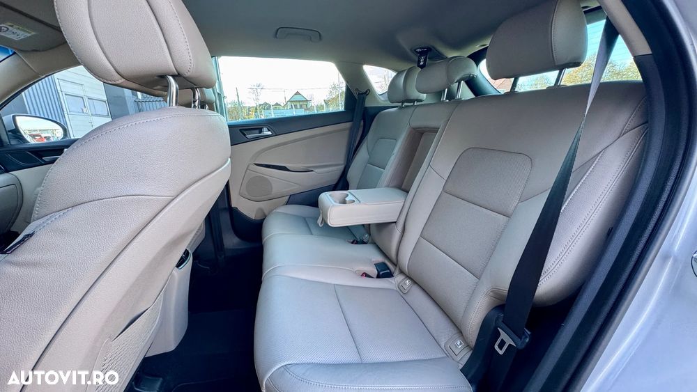 Hyundai Tucson blue 1.6 GDi 2WD Classic - 11