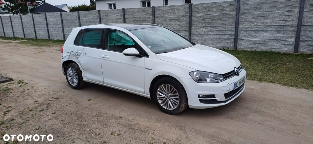 Volkswagen Golf 2.0 TDI BlueMotion Technology Cup - 5