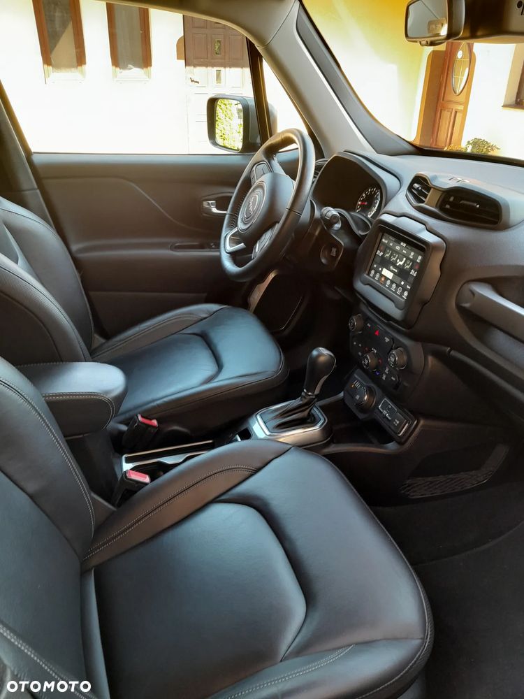 Jeep Renegade 1.3 T-GDI Active Drive Limited - 11