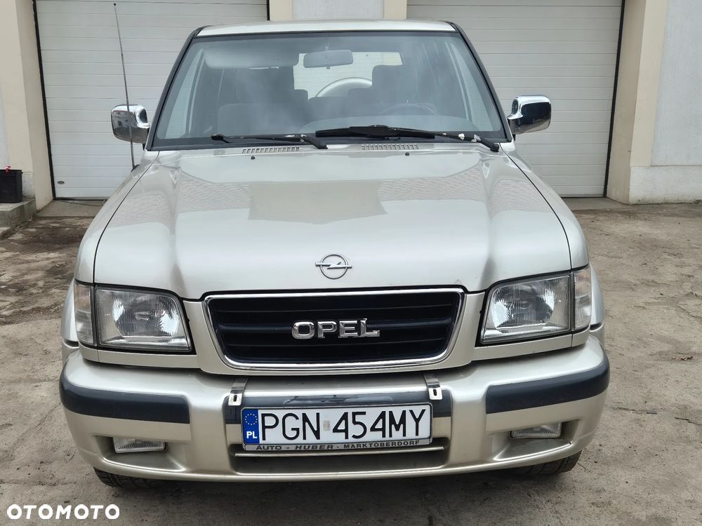 Opel Monterey - 10