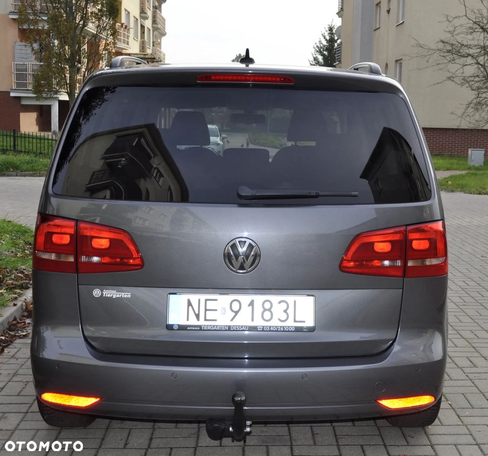 Volkswagen Touran - 8