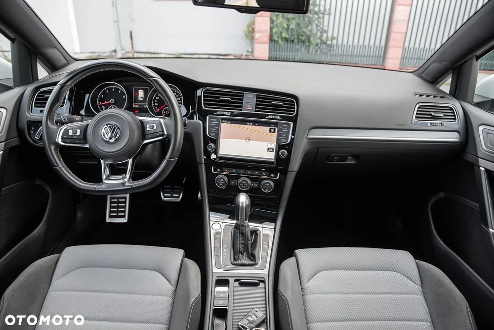 Volkswagen Golf 1.4 TSI ACT BlueMotion Technology DSG Highline - 31