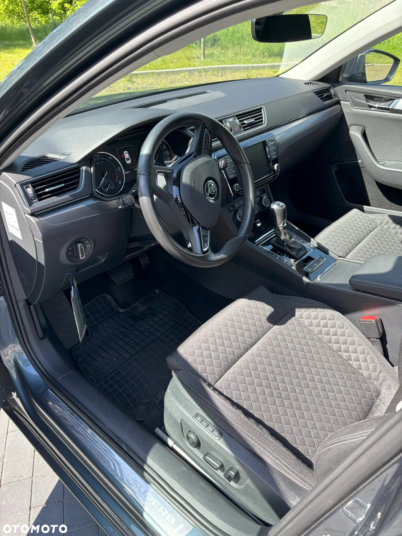 Skoda Superb 2.0 TDI 4x4 Style DSG - 11