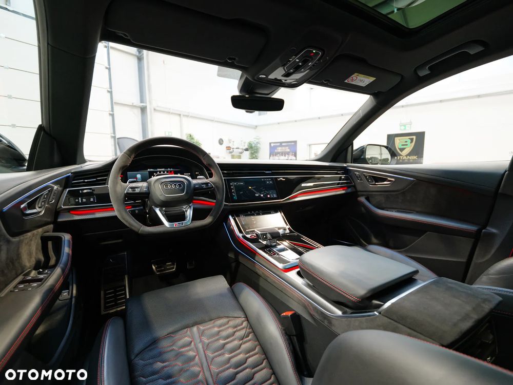 Audi RS Q8 - 15