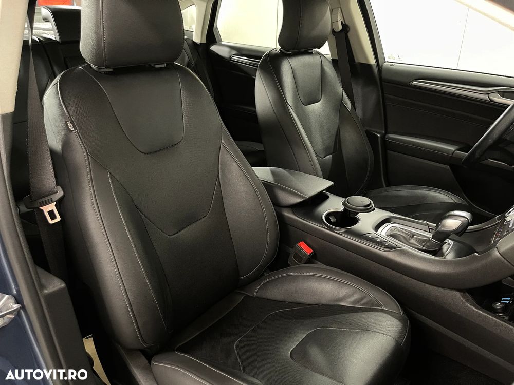 Ford Mondeo 2.0 HEV Titanium - 10