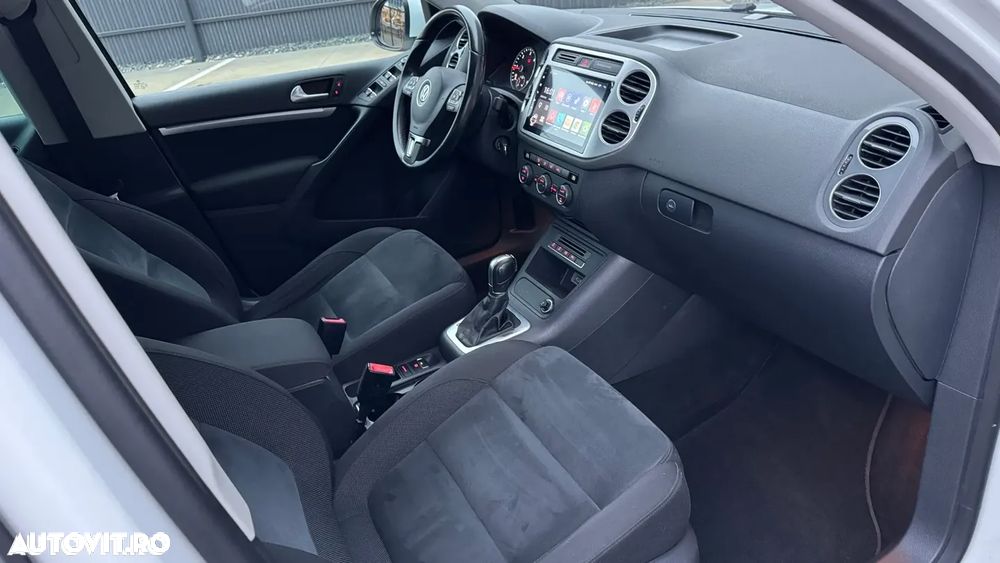 Volkswagen Tiguan 2.0 TDI SCR 4MOTION BlueMotion Technology DSG Sport & Style - 8