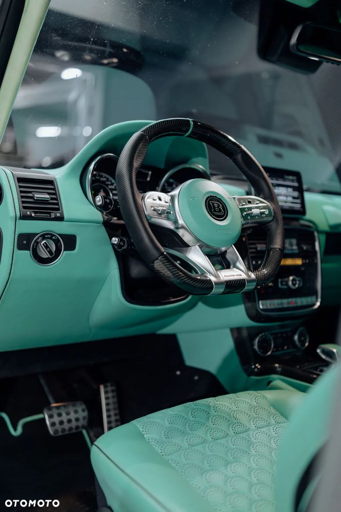 Mercedes-Benz Klasa G 63 AMG AMG SPEEDSHIFT 7G-TRONIC - 17