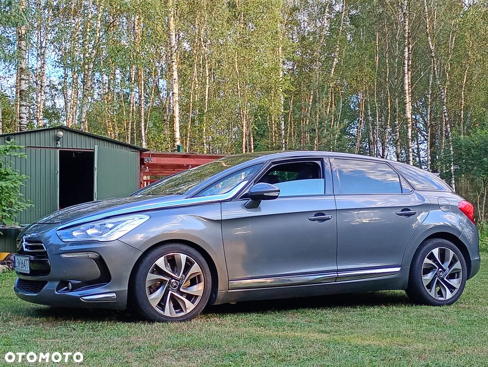 DS Automobiles DS 5 - 10