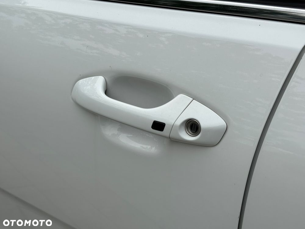 Kia Stonic 1.0 T-GDI DCT OPF Platinum Edition - 9