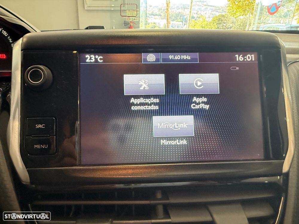 Peugeot 208 1.2 PureTech Style - 12