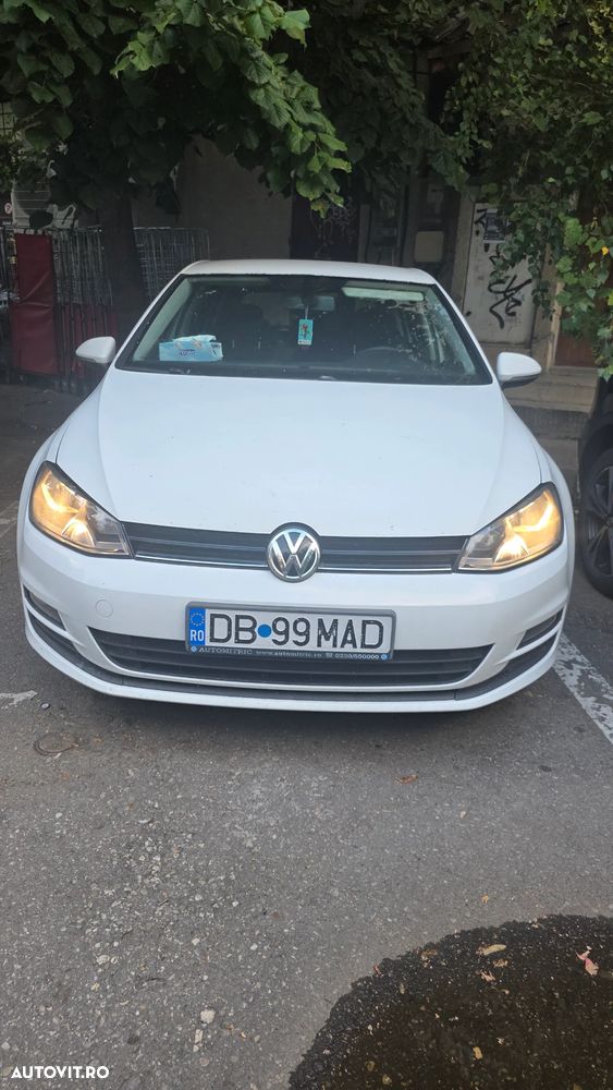 Volkswagen Golf 1.6 TDI DPF BMT Highline - 16