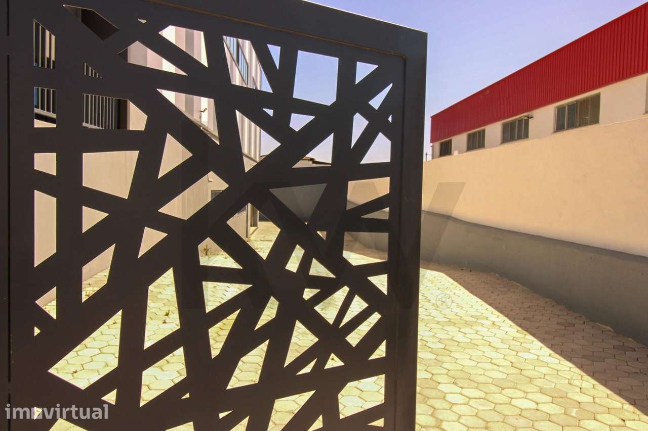 Armazém Novo para Arrendamento | Zona Industrial Coca Maravilhas - Grande imagem: 3/36