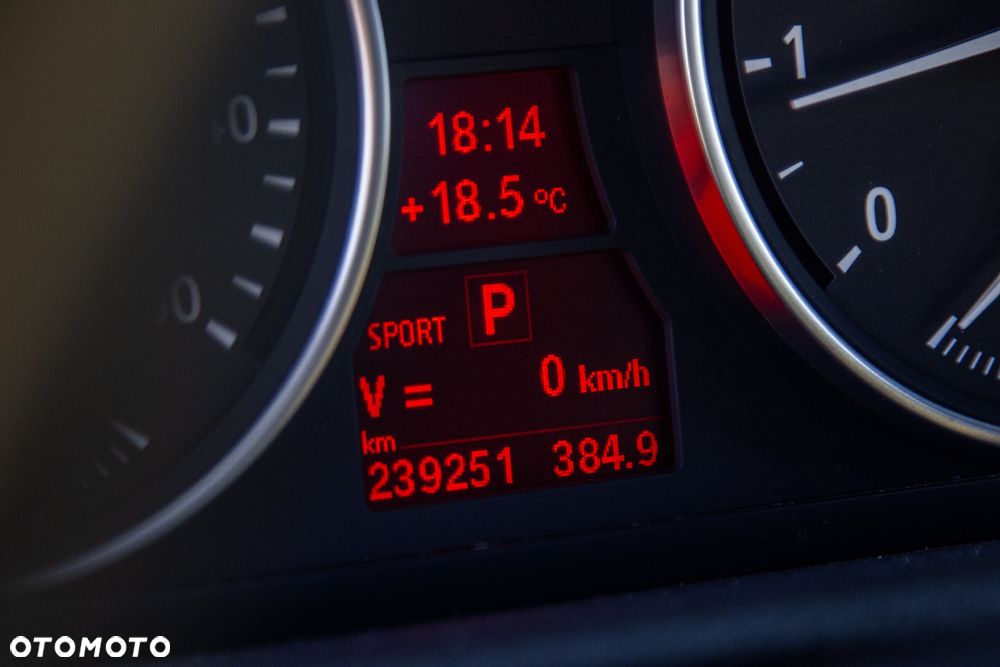 BMW X5 xDrive35i - 37