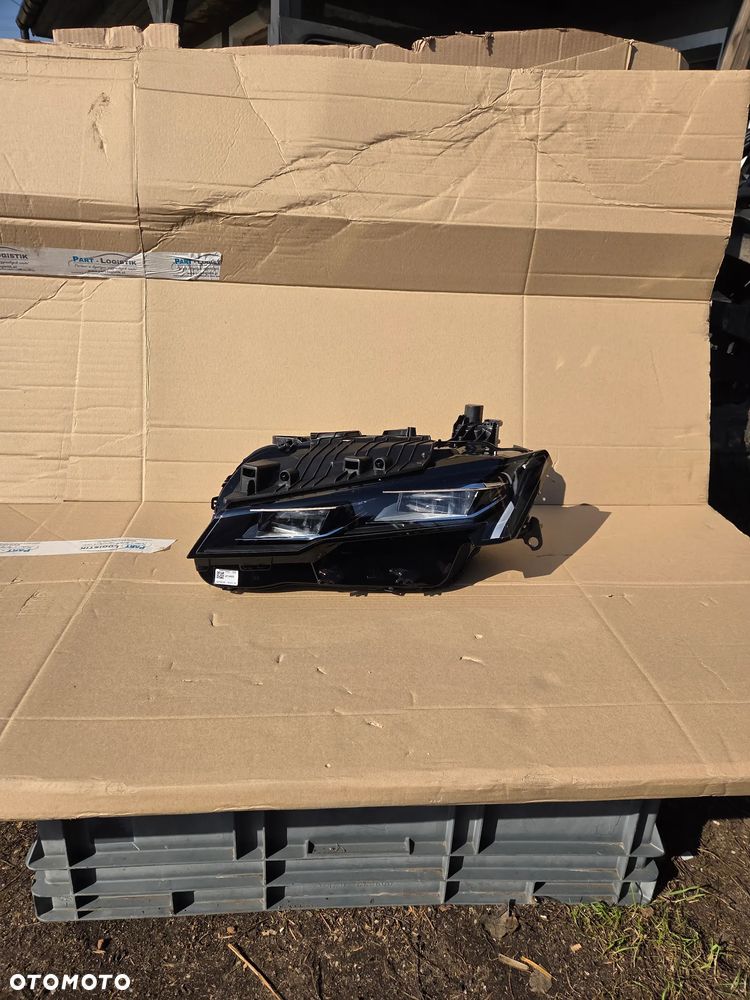 Lampa lewa przód przednia Peugeot 308 III e-308 P51 Matrix Full Led 6505378580 Reflektor lewy przód przedni Peugeot 308 III - 1