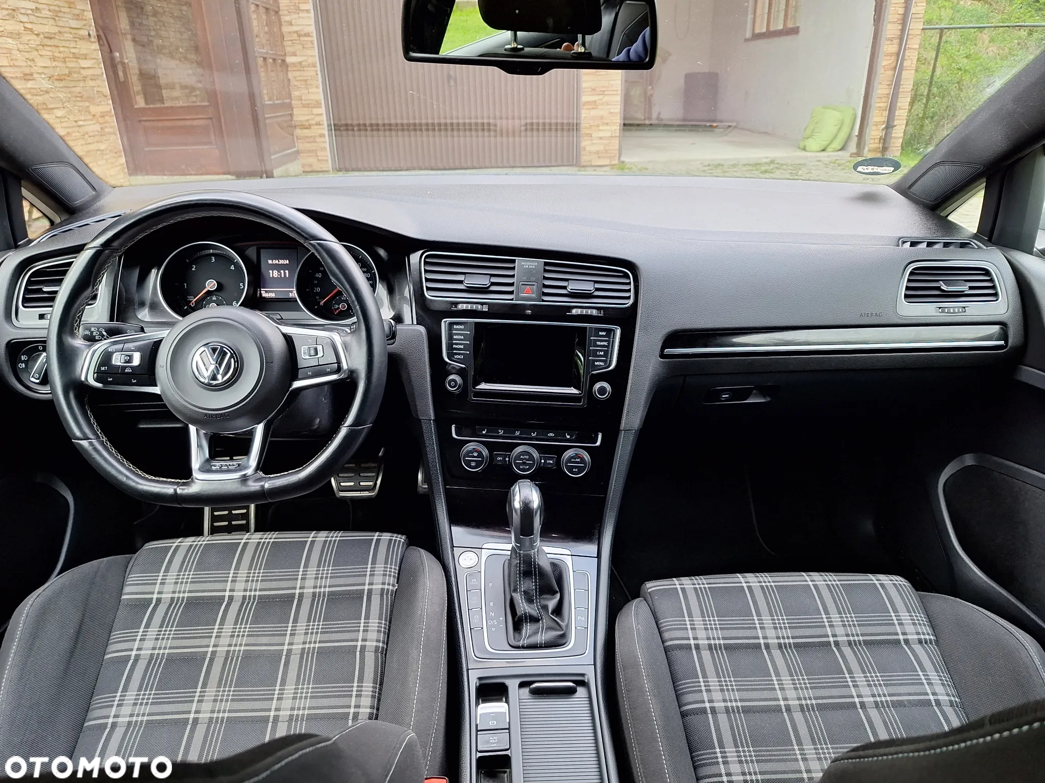 Volkswagen Golf GTD 2.0 TDI SCR DSG - 14