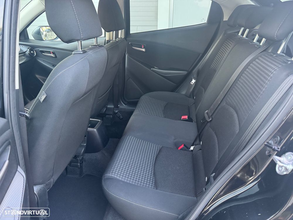 Mazda 2 1.5 e-Skyactiv-G Centre-line - 7
