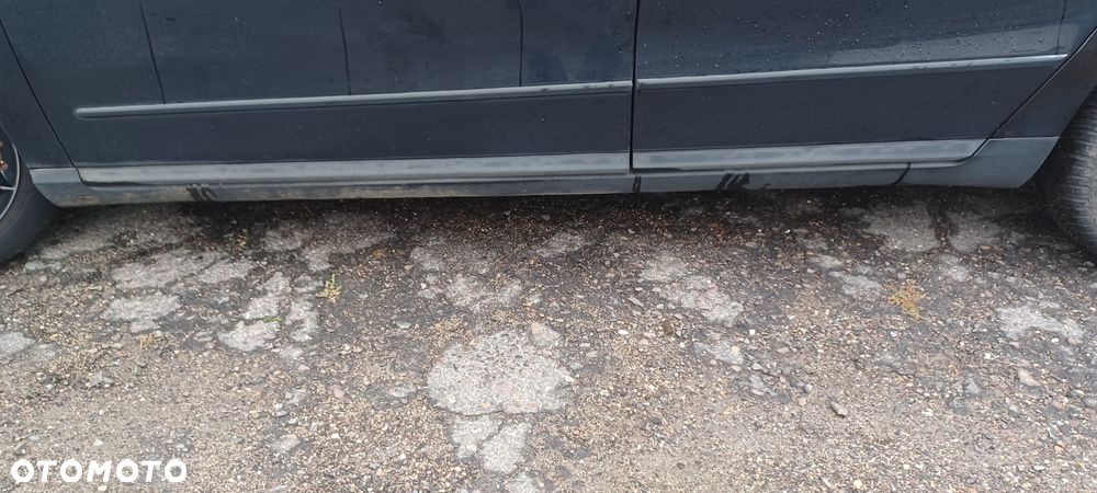 Volkswagen Passat 1.9 TDI Highline - 16
