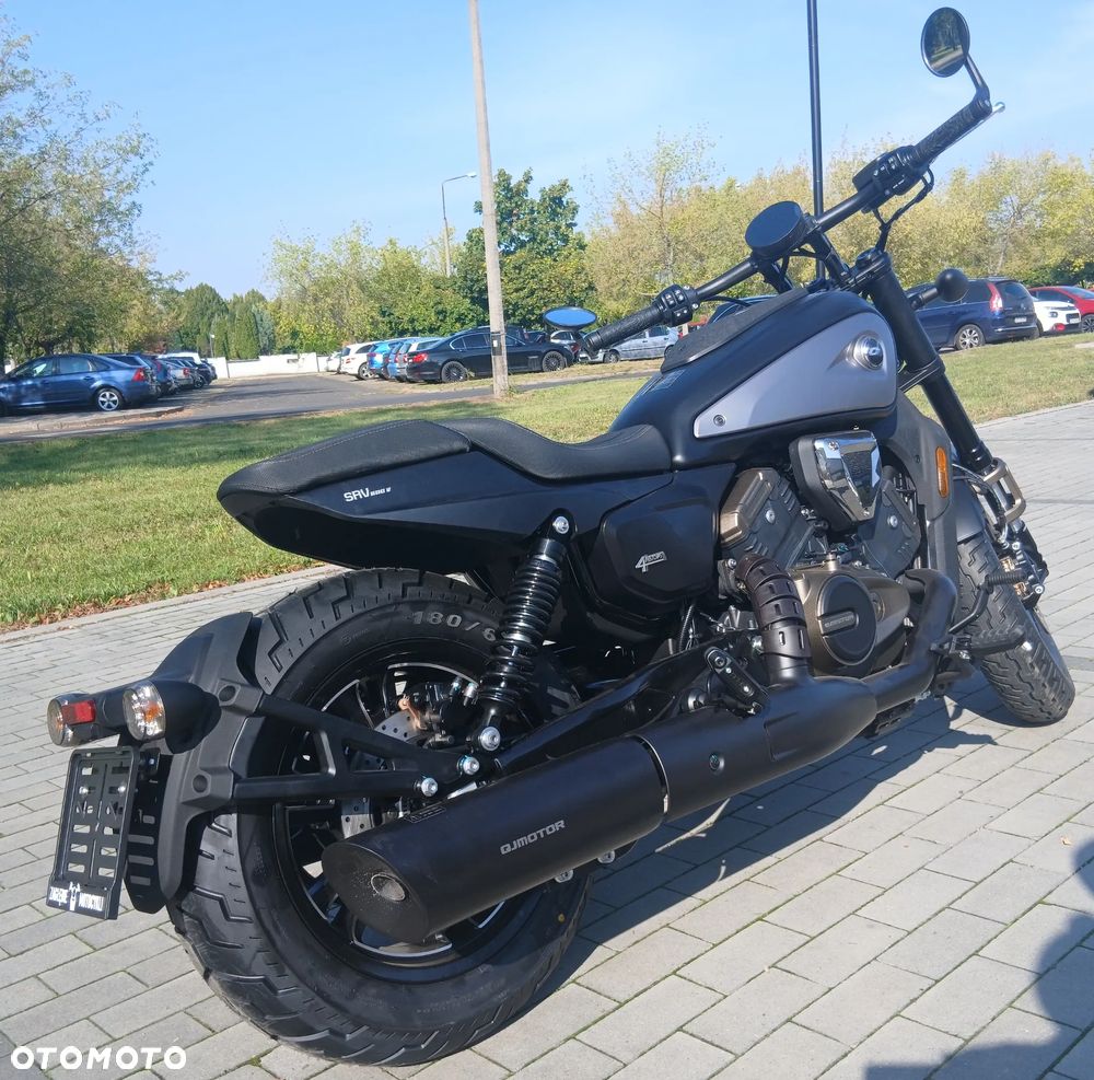 QJMOTOR SRV 600V - 10