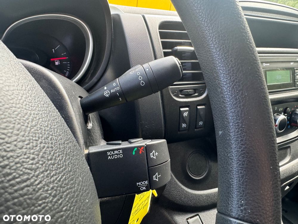 Renault Trafic - 20