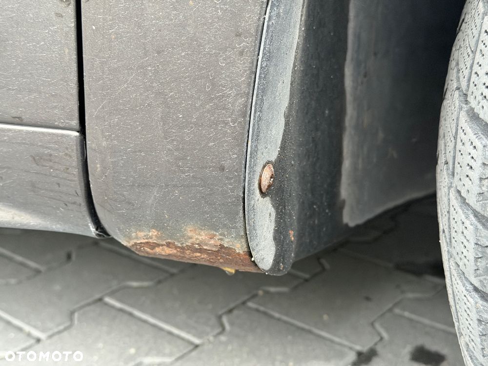 Volkswagen Sharan 2.0 TDI 4MOTION Blue Motion Style - 19