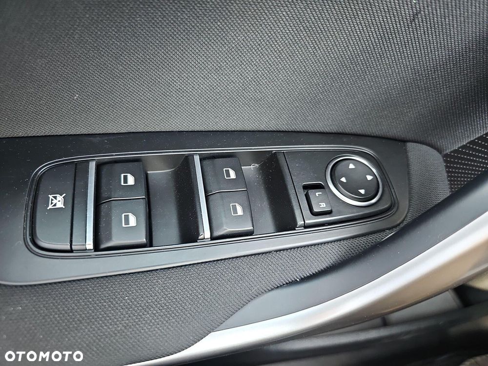 Kia Ceed - 21