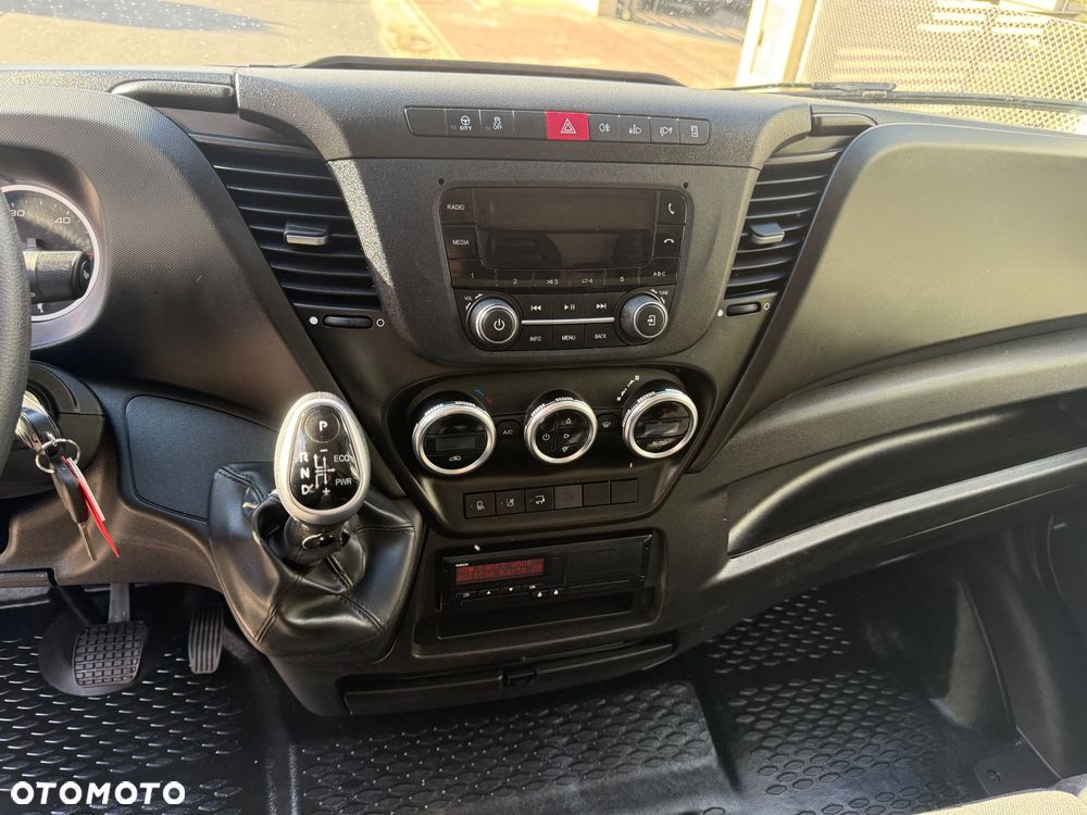 Iveco DAILY 70C18 - 6