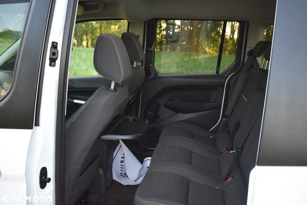 Ford Tourneo Connect - 28
