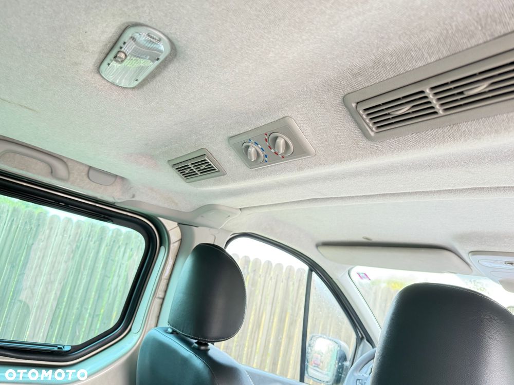 Opel Vivaro L2H1 2.9t Edition - 9