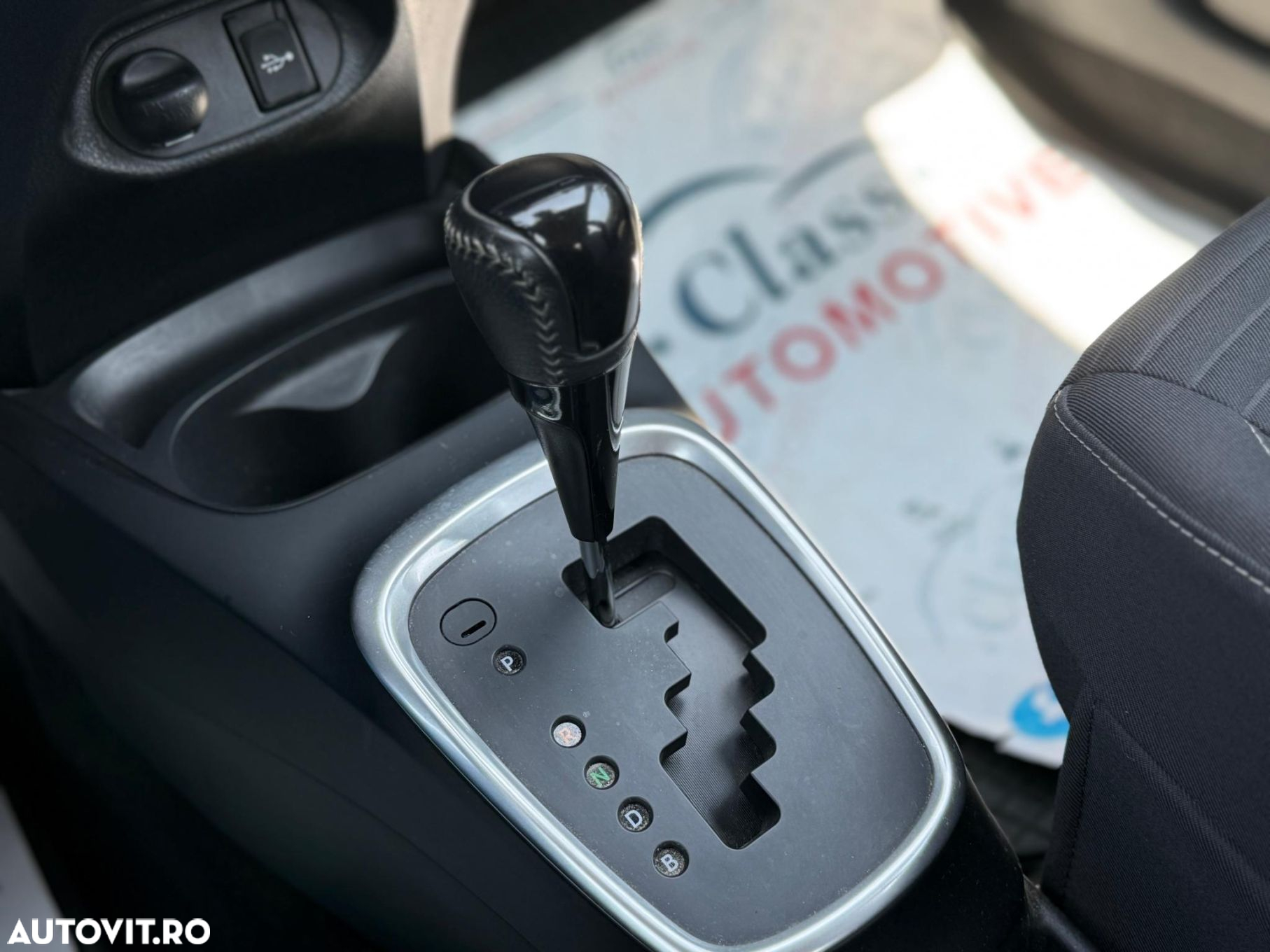 Toyota Yaris - 17