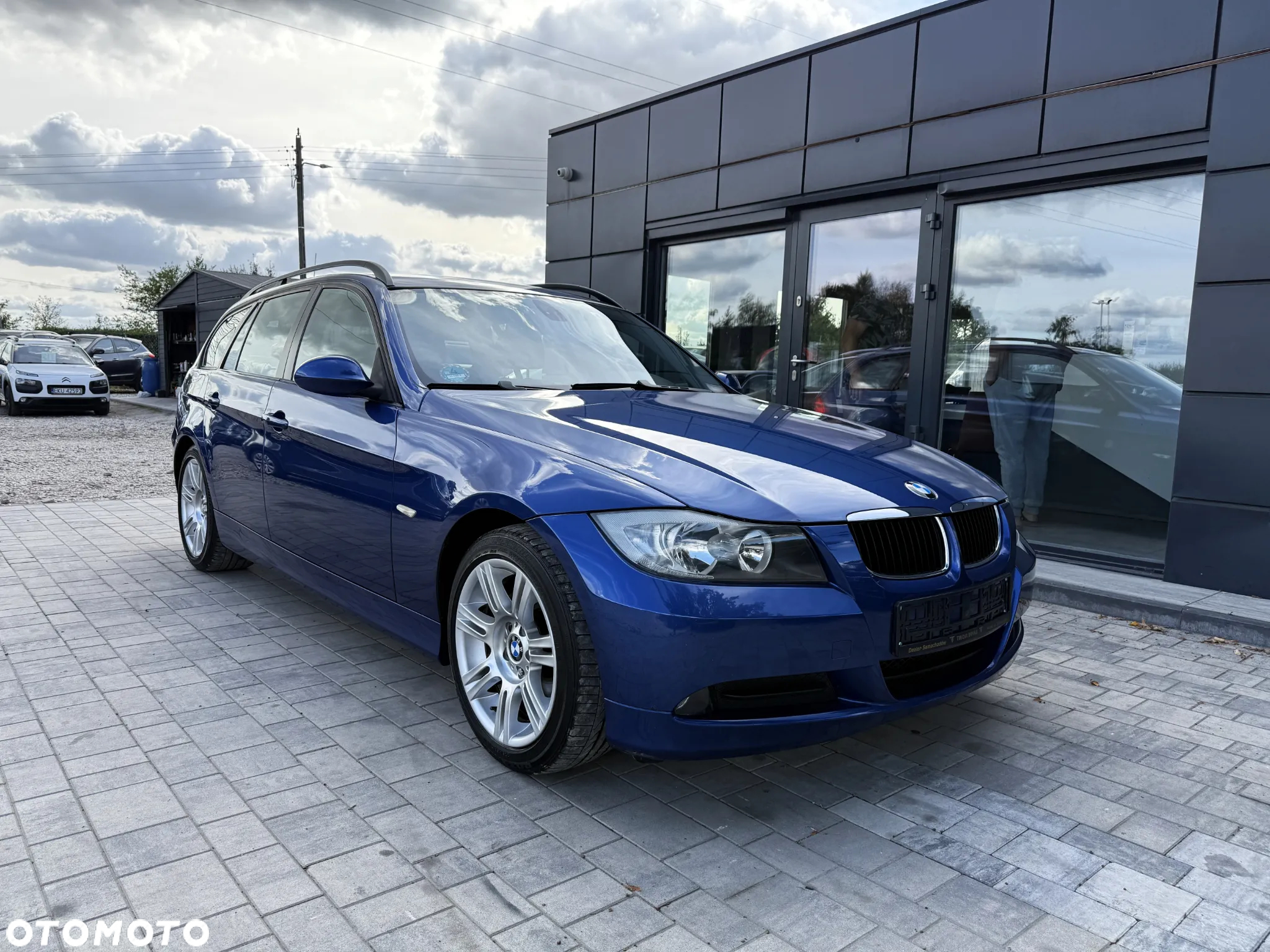BMW Seria 3 320i Touring Edition Sport - 8