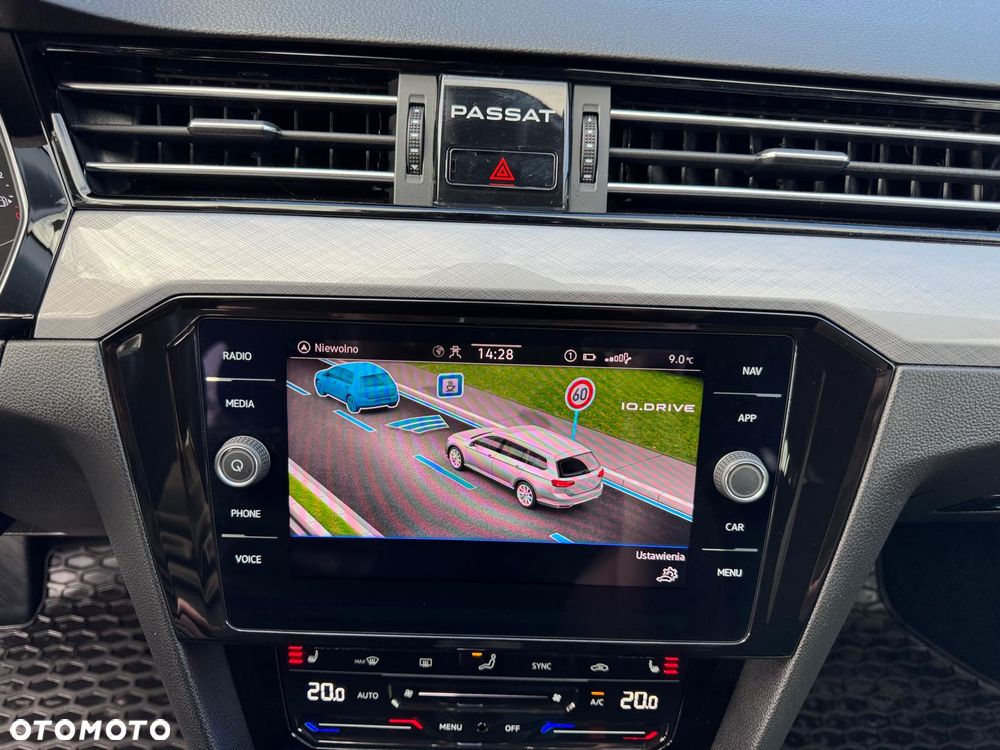 Volkswagen Passat Variant 2.0 TDI EVO Business DSG - 27