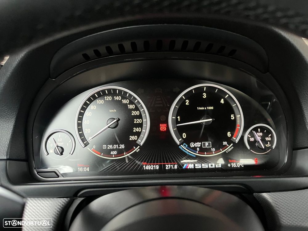 BMW M550d xDrive Auto - 27