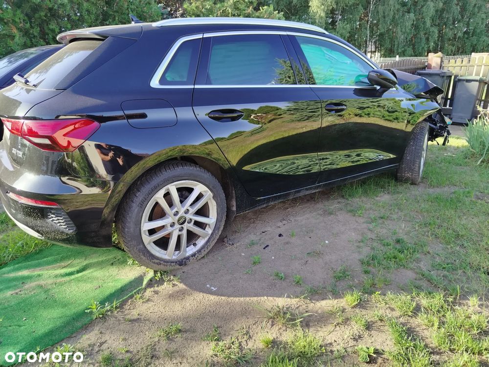 Audi A3 Sportback - 2