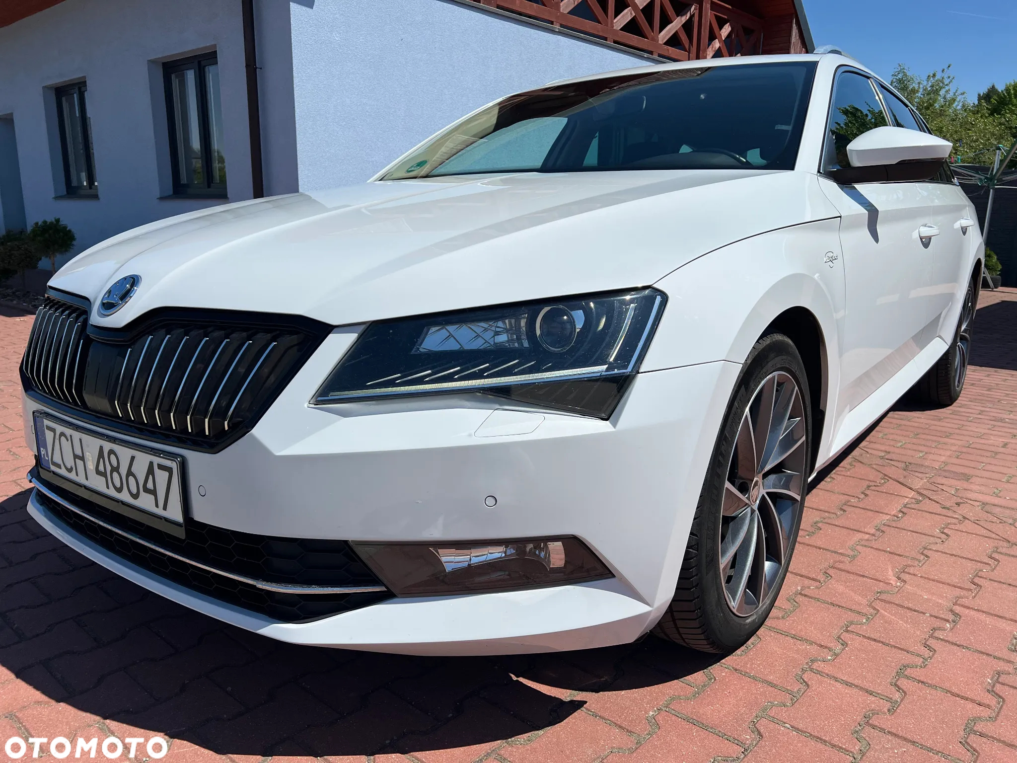 Skoda Superb Combi 2.0 TDI DSG L&K - 5