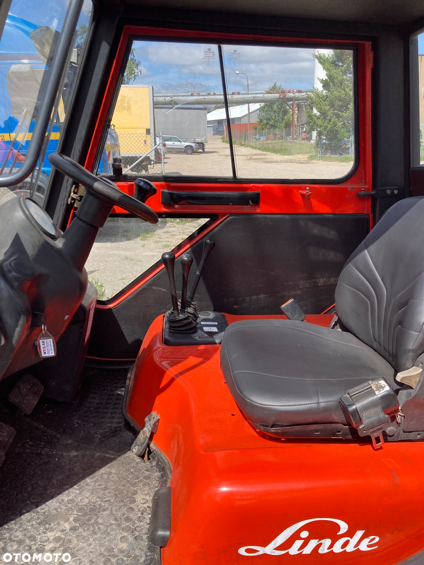 Linde [2000] WÓZEK WIDŁOWY LINDE H30D diesel 3t - 9