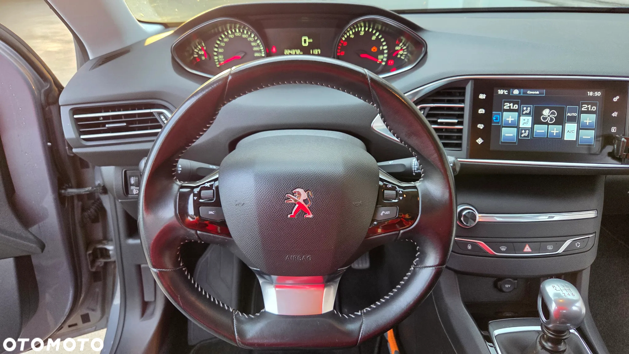 Peugeot 308 BlueHDi FAP 120 Stop & Start Active - 17