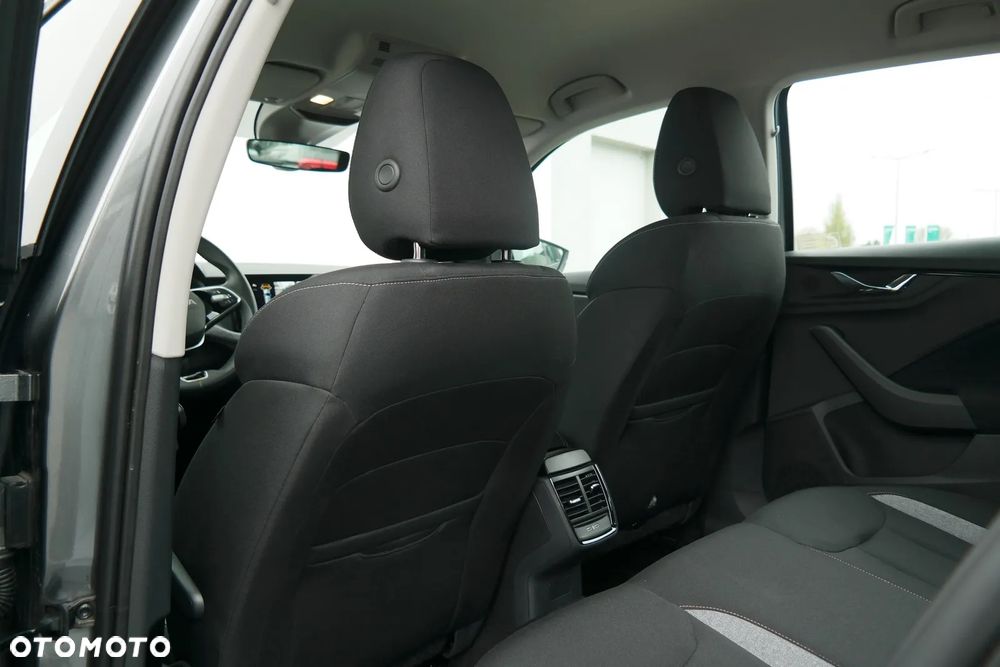 Skoda Kamiq 1.5 TSI Selection - 8